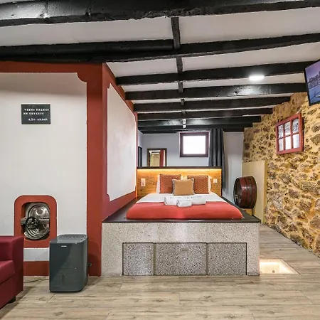 Pensión Guestready - Charming Stone Wall Retreat
