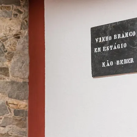 Guestready - Charming Stone Wall Retreat Pensión 3*