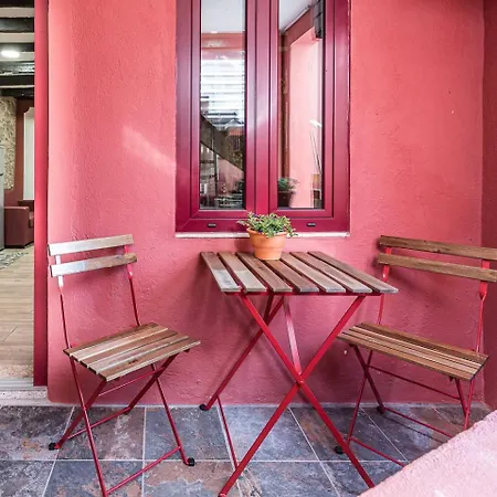 Guest house Guestready - Charming Stone Wall Retreat Vila Nova de Gaia